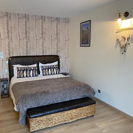 Au Petit Pressoir Bed & Breakfast Givry  Dış mekan fotoğraf