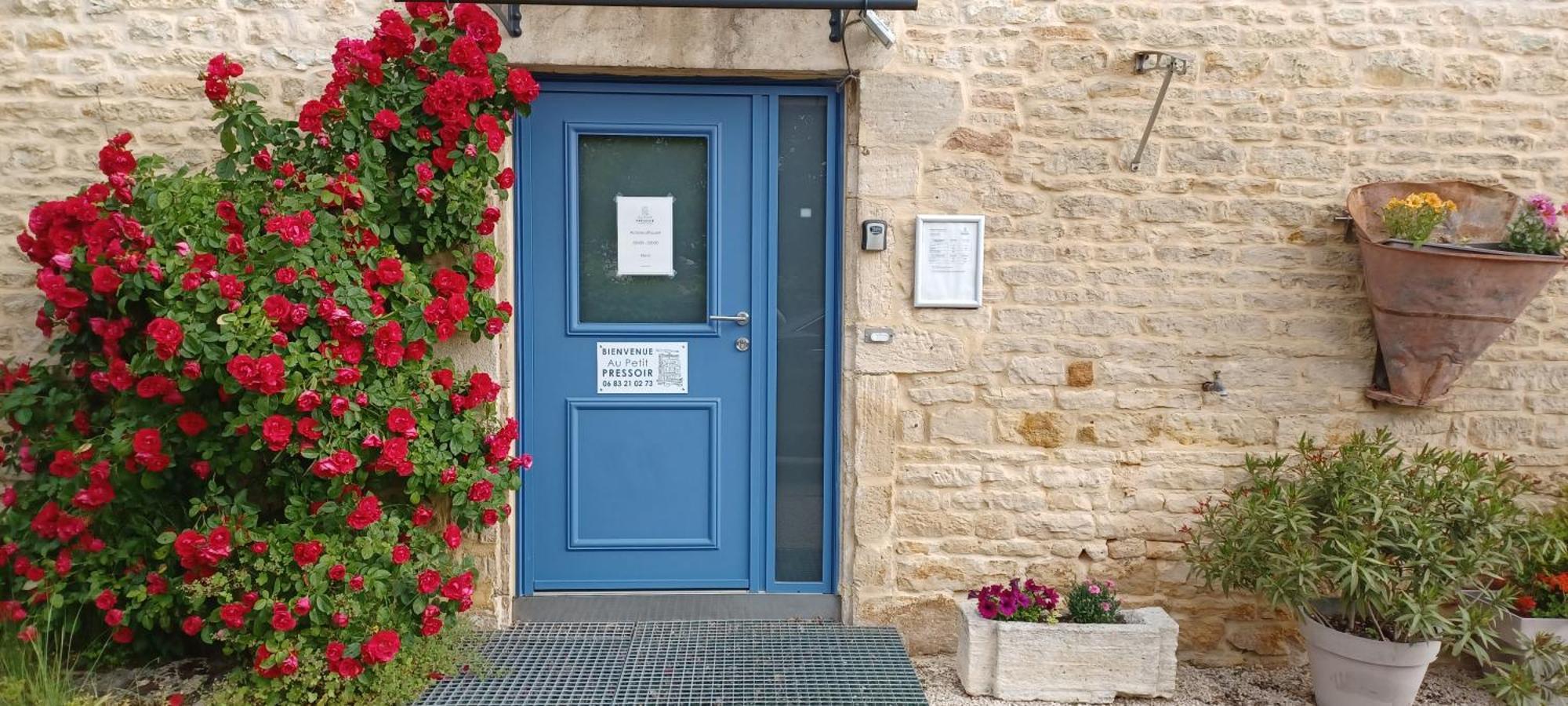 Au Petit Pressoir Bed & Breakfast Givry  Dış mekan fotoğraf